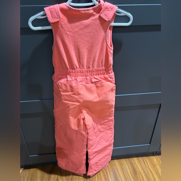 Columbia girls Bib peach color for snow skiing xs - Picture 3 of 3
